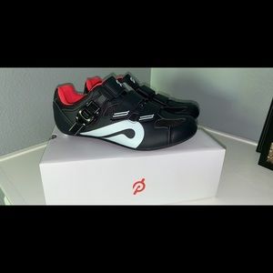 BRAND NEW WOMEN’S PELOTON CYCLE SHOES